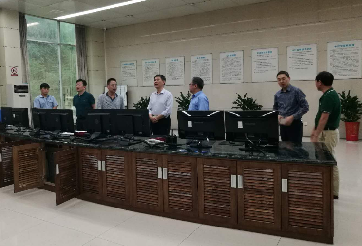 爱游戏官方网站-爱游戏(中国)集团党委副书记李一辉调研湘雅博爱康复医院和株洲航电分公司