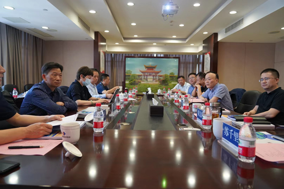 柳叶湖旅游度假区管委会来爱游戏官方网站-爱游戏(中国)考察座谈