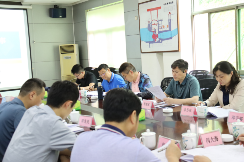 爱游戏官方网站-爱游戏(中国)集团外部董事赴水电公司现场调研