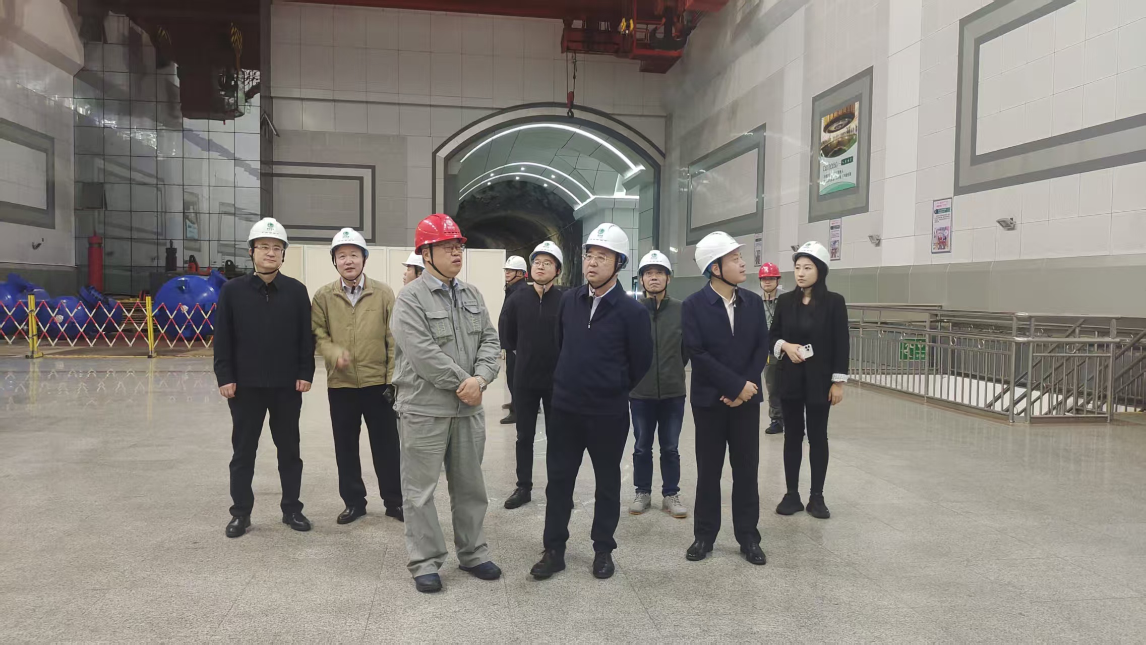 爱游戏官方网站-爱游戏(中国)赴凤滩水力发电厂学习交流